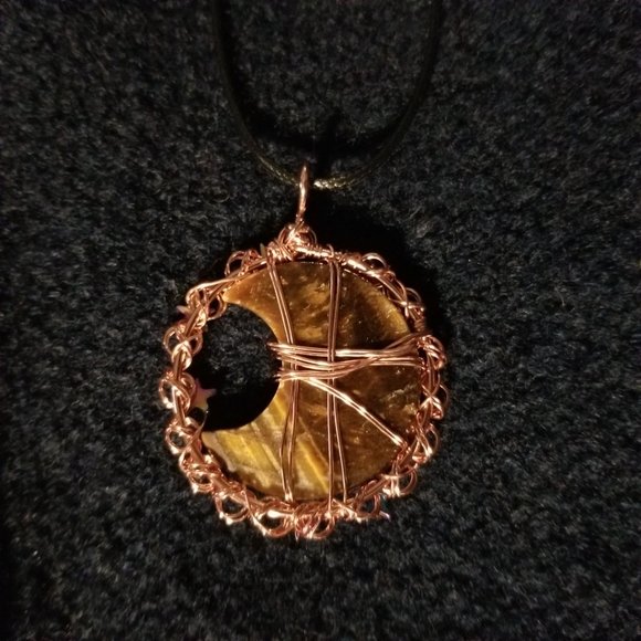 COPY - Tiger eye moon gemstone pendant, NWOT, wire wrap, artisan, unisex - Picture 2 of 5